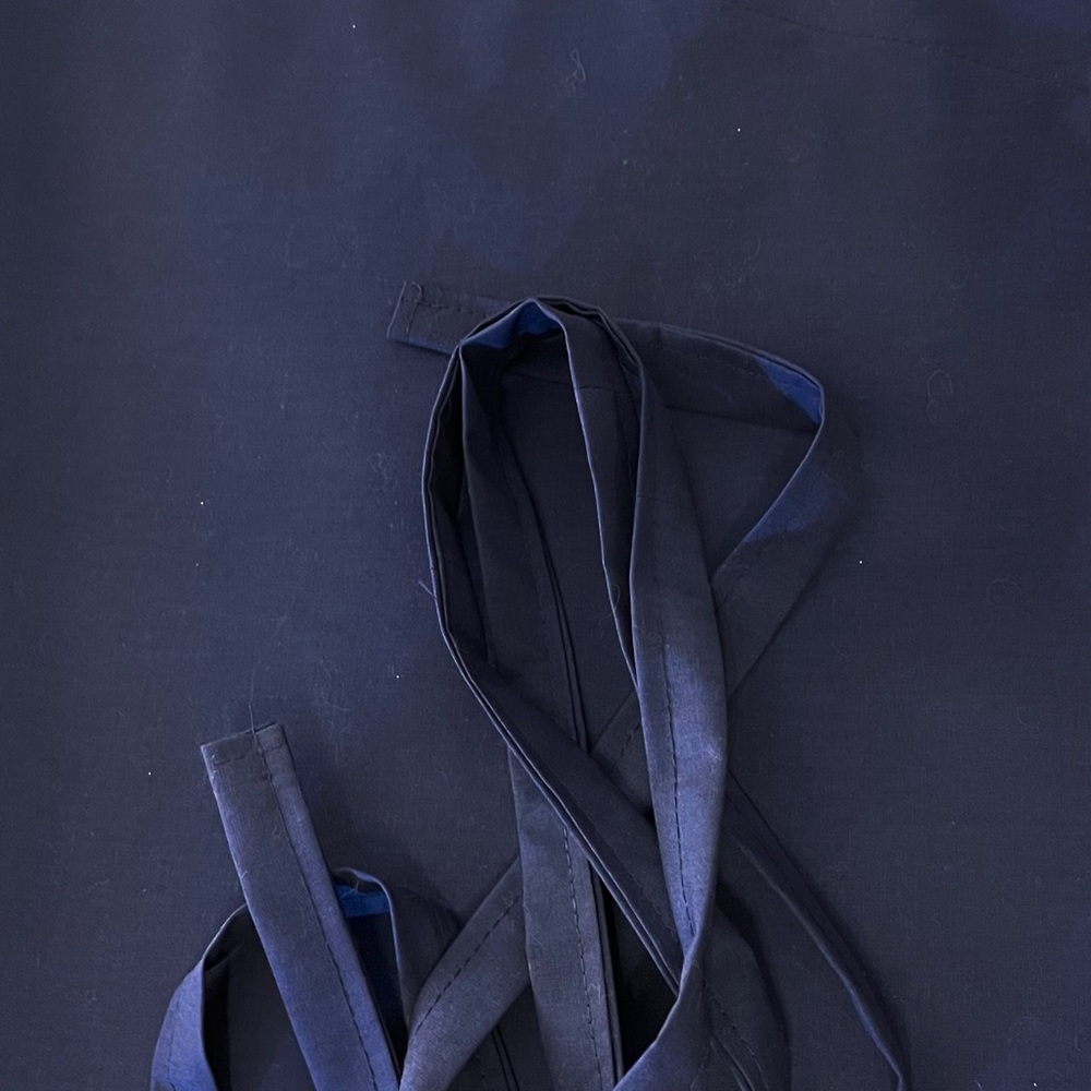 Apron - Picture 4 of 4
